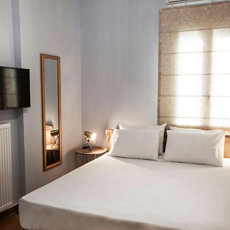 Pagrati Hilton Location Bentzi Family Suite 5 Athene Buitenkant foto