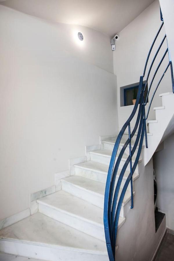 Pagrati Hilton Location Bentzi Family Suite 5 Athene Buitenkant foto